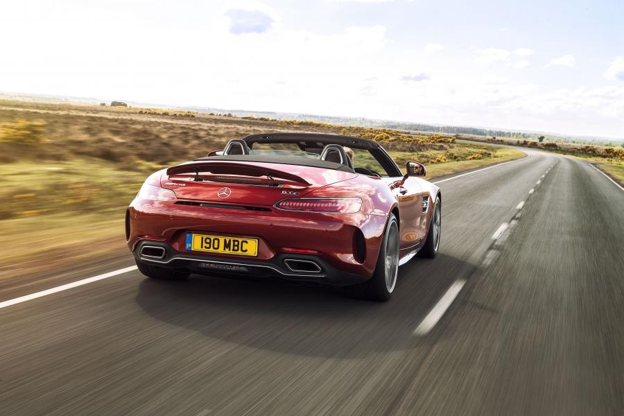  Mercedes-AMG GT C Roadster 2017 года  (UK) (фото 25 из 40)